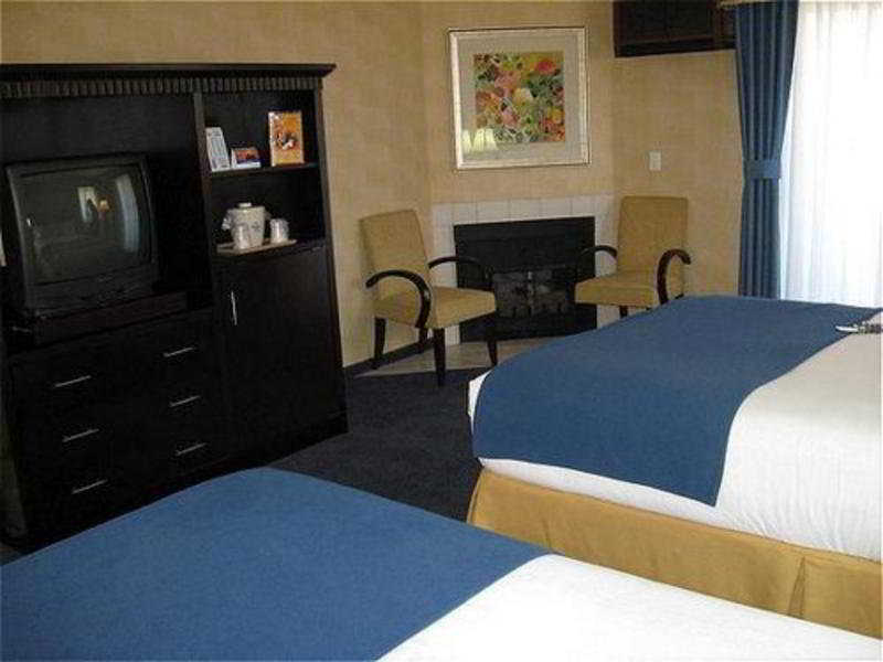 Holiday Inn Express Grover Beach-Pismo Beach Area, An Ihg Hotel Bagian luar foto